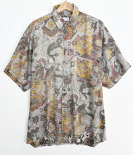 Load image into Gallery viewer, 90s Abstract Crazy Print Shirt (M)