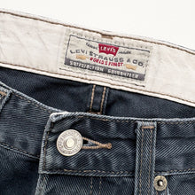 Load image into Gallery viewer, 90s Levi’s Jeans W30 L32