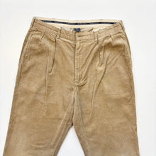 Load image into Gallery viewer, 90s Ralph Lauren Jumbo Cords W36 L32