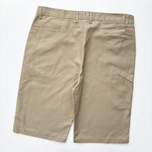 Load image into Gallery viewer, Dickies Shorts W38