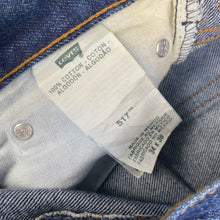 Load image into Gallery viewer, Levi’s 517 W34 L36