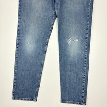 Load image into Gallery viewer, Levi’s Jeans W34 L28