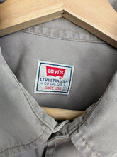 Load image into Gallery viewer, 90s Levi’s Shirt (L)