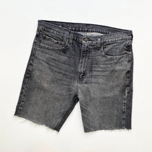 Load image into Gallery viewer, Levis 511 Shorts W36
