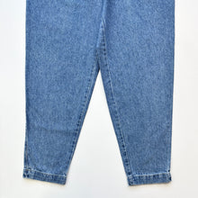 Load image into Gallery viewer, Women’s 90s Dockers Jeans W28 L30