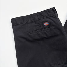 Load image into Gallery viewer, Dickies W44 L32