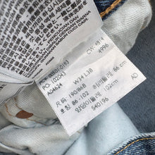 Load image into Gallery viewer, Levi’s 501 W34 L38