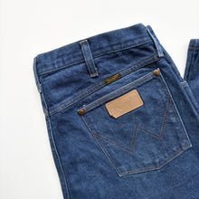 Load image into Gallery viewer, 90s Wrangler Jeans W38 L31
