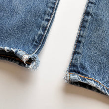Load image into Gallery viewer, Levi’s 501 W33 L32