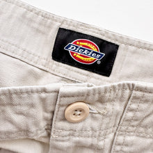 Load image into Gallery viewer, Dickies W28 L26