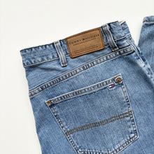 Load image into Gallery viewer, Tommy Hilfiger Jeans W38 L30