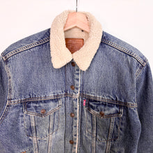 Load image into Gallery viewer, Levi’s Sherpa Denim Jacket (S)