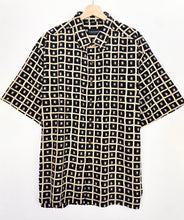 Load image into Gallery viewer, 90s Crazy Print Shirt (2XL)