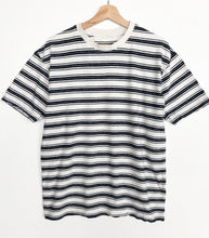 Load image into Gallery viewer, Striped T-shirt (M)