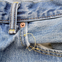Load image into Gallery viewer, Levi’s 560 W36 L34