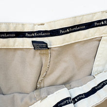 Load image into Gallery viewer, 90s Ralph Lauren Shorts W38