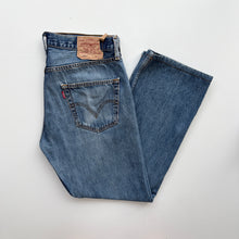 Load image into Gallery viewer, Levi’s 501 W32 L28