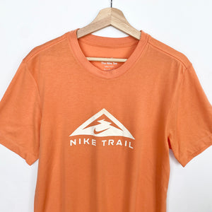 Nike T-shirt (M)