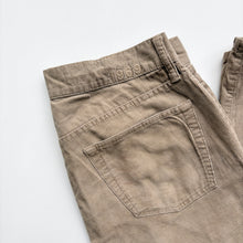 Load image into Gallery viewer, Gap Corduroy Trousers W32 L30