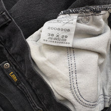 Load image into Gallery viewer, Lee Jeans W38 L29