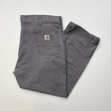 Load image into Gallery viewer, Carhartt Jeans W42 L30