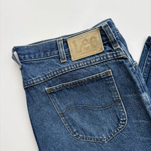 Load image into Gallery viewer, 90s Lee Jeans W36 L29
