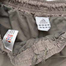 Load image into Gallery viewer, 00s Adidas Shorts (L)