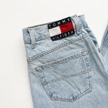 Load image into Gallery viewer, 90s Tommy Hilfiger Jeans W34 L34