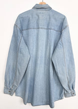 Load image into Gallery viewer, Levi’s Denim Shirt (2XL)