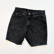 Load image into Gallery viewer, 90s Levi’s Denim Shorts W32