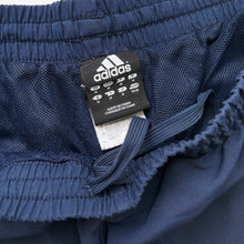 Load image into Gallery viewer, 00s Adidas Shorts (M)