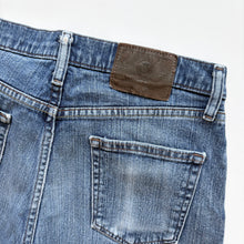 Load image into Gallery viewer, Wrangler Denim Shorts W31