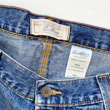 Load image into Gallery viewer, Levi’s Carpenter Shorts W34