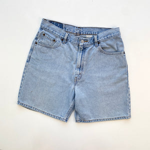 Women’s 90s Levi’s Denim Shorts W32