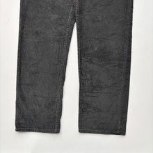 Load image into Gallery viewer, Levi’s 559 Cords W34 L32