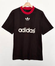 Load image into Gallery viewer, 90s Adidas T-shirt (M)