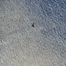 Load image into Gallery viewer, 90s Levi’s 501 W36 L32