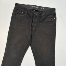 Load image into Gallery viewer, Calvin Klein Jeans W36 L30