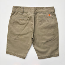 Load image into Gallery viewer, Dickies Shorts W32