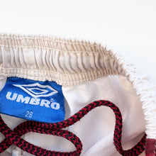 Load image into Gallery viewer, 96/98 Manchester United Umbro Shorts (S)