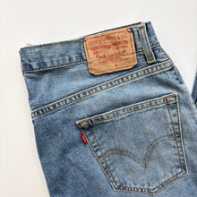 Load image into Gallery viewer, Levi’s 559 Jeans W36 L34