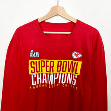 Load image into Gallery viewer, NFL Kansas City Chiefs T-shirt (XL)