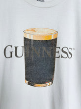 Load image into Gallery viewer, Guinness T-shirt (M)