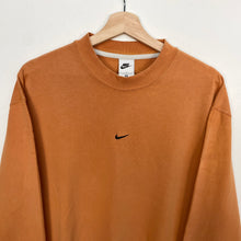 Load image into Gallery viewer, Nike Sweatshirt (L)