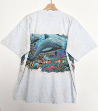 Load image into Gallery viewer, 90s Dolphin Sealife T-shirt (XL)