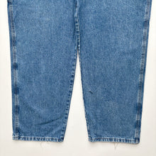Load image into Gallery viewer, Wrangler Carpenter Jeans W40 L32
