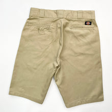 Load image into Gallery viewer, Dickies Shorts W32