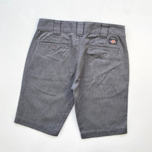 Load image into Gallery viewer, Dickies Shorts W32