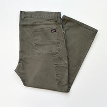 Load image into Gallery viewer, Dickies Carpenter Jeans W44 L30