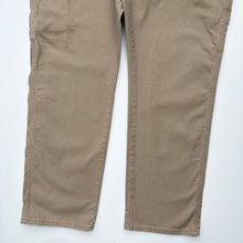 Load image into Gallery viewer, Wrangler Carpenter Jeans W38 L32